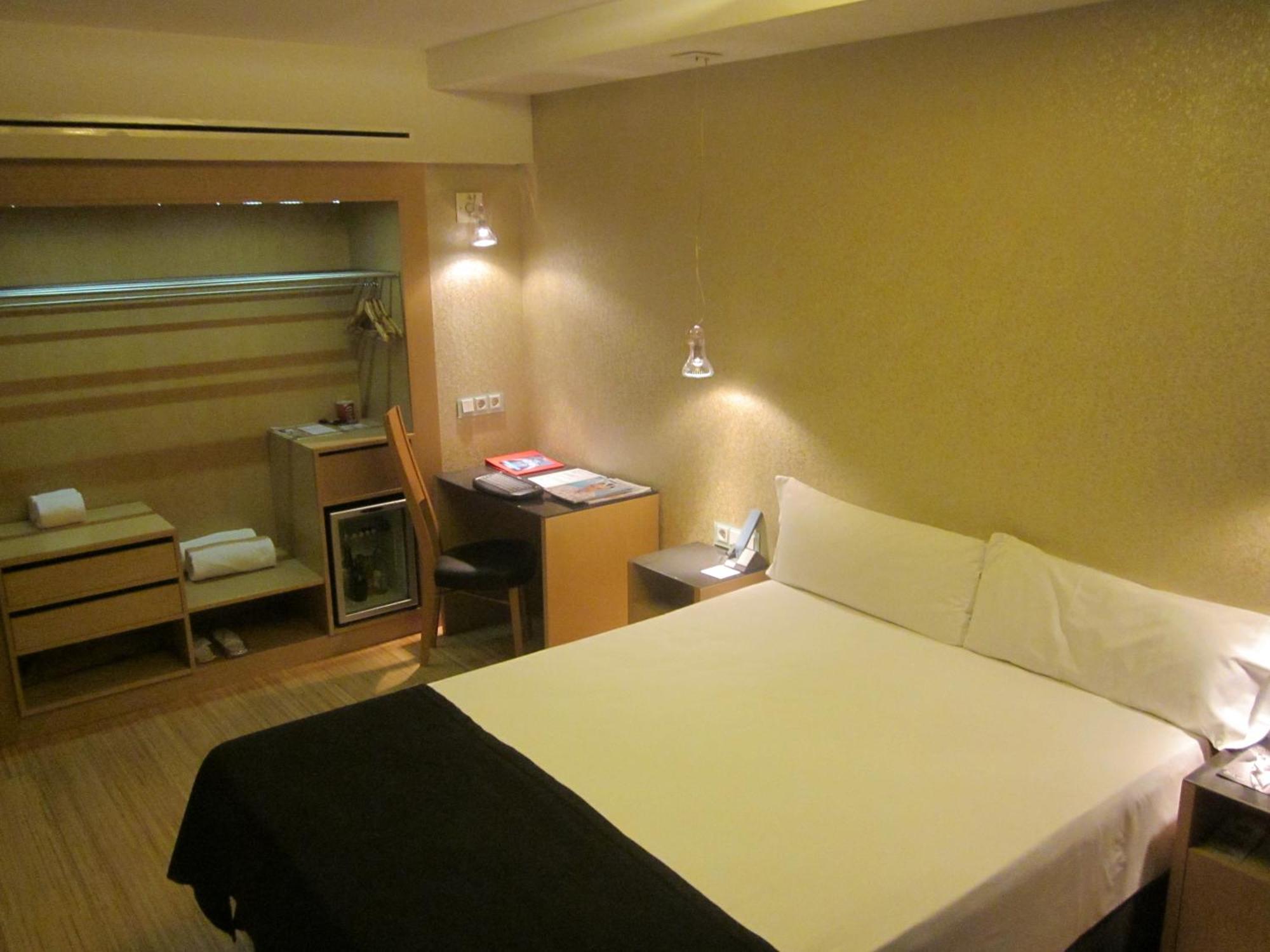 Axel Hotel Barcelona - Adults Only — Bilder 1